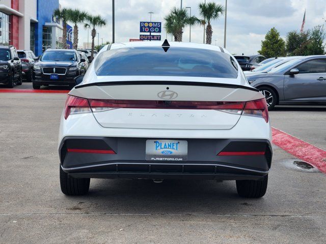 Used 2026 Hyundai Elantra Sport FWD image 6