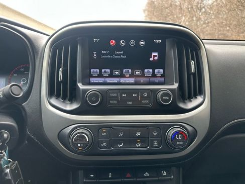 Used 2016 GMC Canyon SLT w/ Driver Alert Package image 24