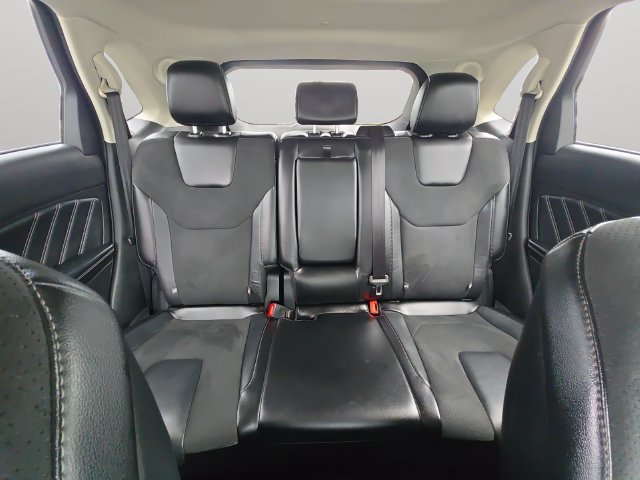 Used 2016 Ford Edge Sport w/ Technology Package AWD/4WD image 17