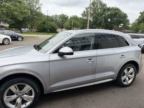 Used 2018 Audi Q5 2.0T Premium Plus w/ Premium Plus Package AWD/4WD image 14