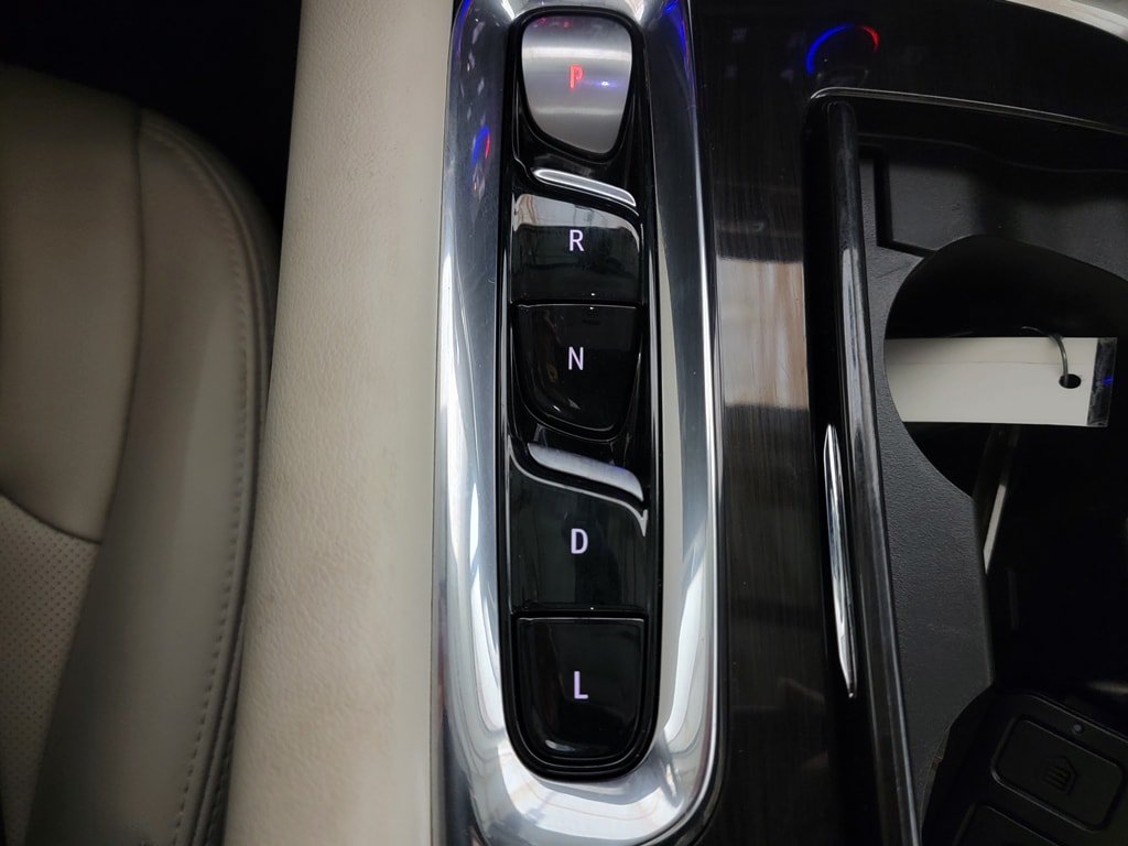 Used 2023 Buick Enclave Premium w/ Experience Buick Package FWD image 16