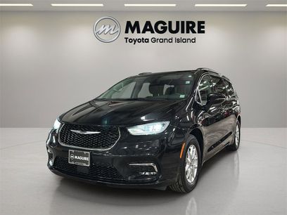 Used 2022 Chrysler Pacifica Touring-L