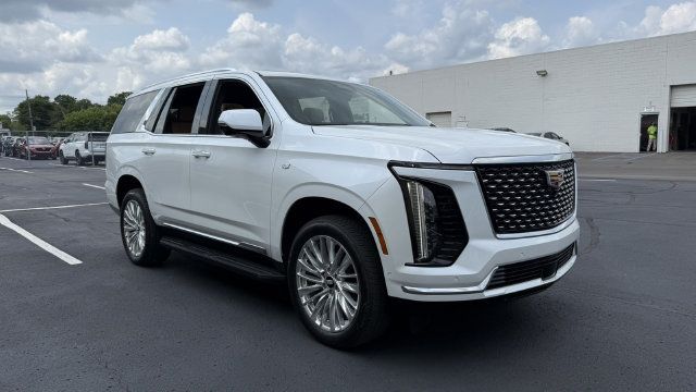 Used 2025 Cadillac Escalade Premium Luxury w/ LPO, Floor Liner Package AWD/4WD image 2