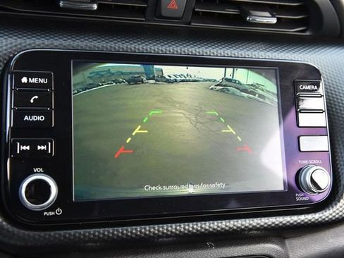 Used 2024 Nissan Kicks SV image 11