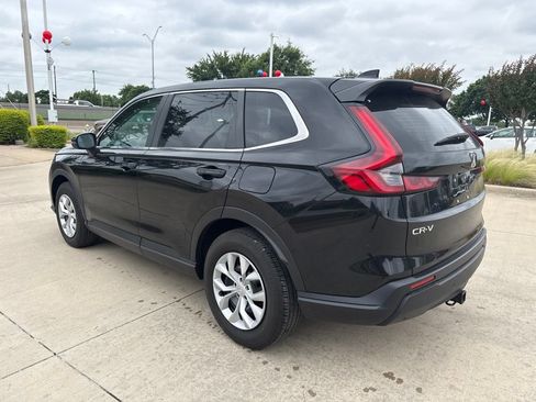 Used 2024 Honda CR-V LX image 4