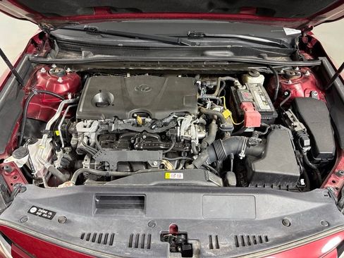 Used 2020 Toyota Camry LE w/ Convenience Package FWD image 38