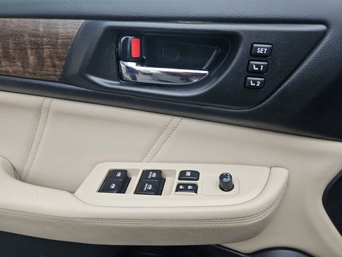 Used 2018 Subaru Outback 3.6R Limited image 9