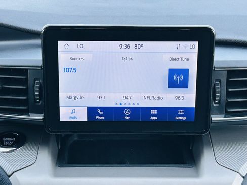 Used 2023 Ford Explorer XLT w/ Equipment Group 202A AWD/4WD image 23