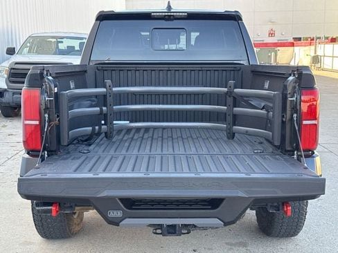Used 2025 Toyota Tacoma TRD Pro AWD/4WD image 37
