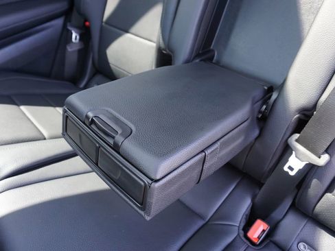 Certified 2025 Mercedes-Benz GLS 450 4MATIC image 35