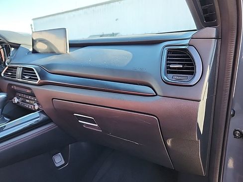 Used 2021 MAZDA CX-9 Carbon Edition image 16