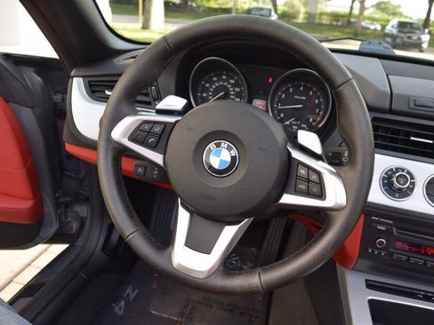 Used 2011 BMW Z4 sDrive35i RWD image 70