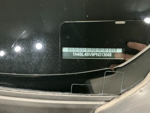 Used 2023 Nissan Altima 2.5 S FWD image 34