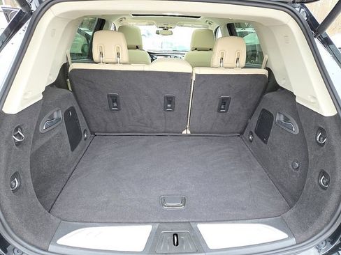 Used 2019 Buick Envision Essence image 30