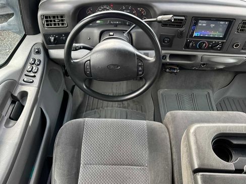 Used 2002 Ford F350 XL image 16