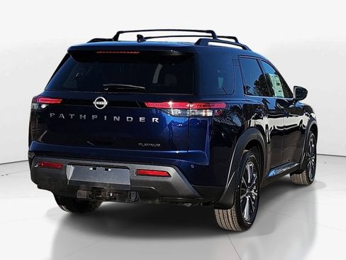 New 2026 Nissan Pathfinder Platinum image 4