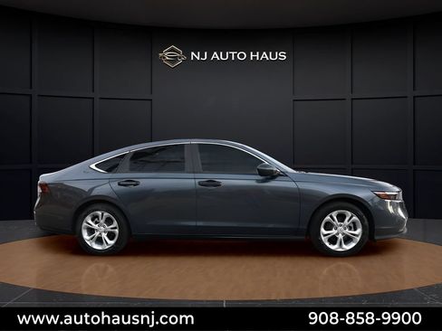 Used 2024 Honda Accord LX image 9