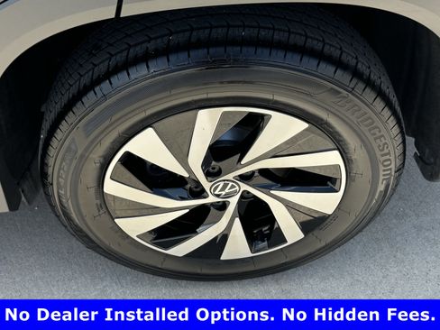 Used 2025 Volkswagen Tiguan S FWD image 9