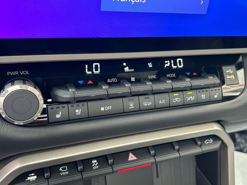 New 2026 Toyota Tundra Limited AWD/4WD image 14