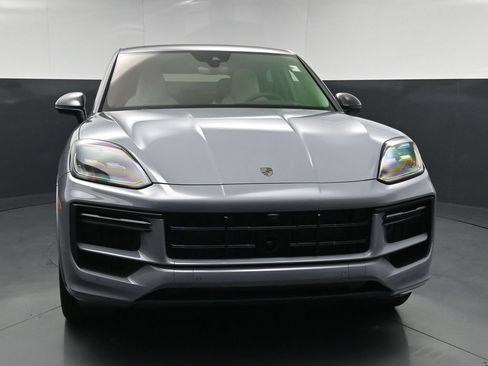 New 2026 Porsche Cayenne Turbo AWD/4WD image 14
