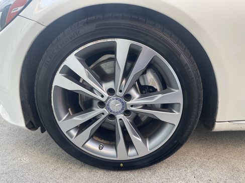 Used 2017 Mercedes-Benz C 300 Sedan image 34