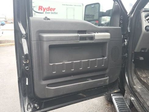 Used 2015 Ford F350 Lariat w/ Lariat Ultimate Package image 19