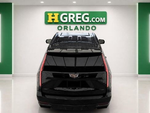 Used 2022 Cadillac Escalade ESV Sport Platinum RWD image 8