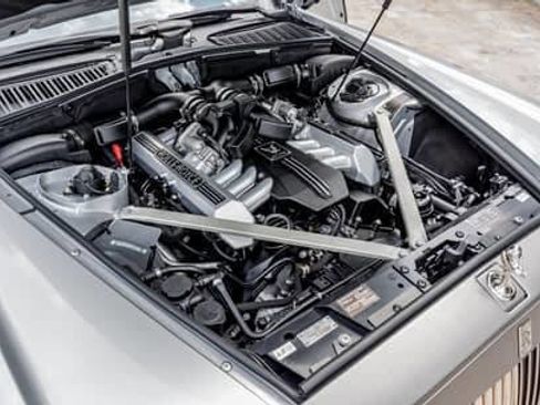 Used 2014 Rolls-Royce Phantom Drophead Coupe image 52