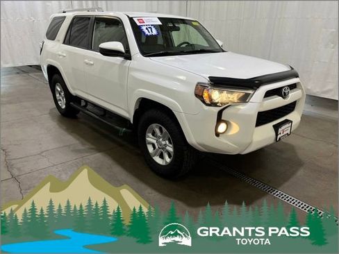Certified 2017 Toyota 4Runner SR5 AWD/4WD image 1