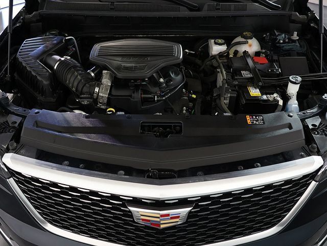 Used 2024 Cadillac XT6 Premium Luxury w/ Technology Package AWD/4WD image 40
