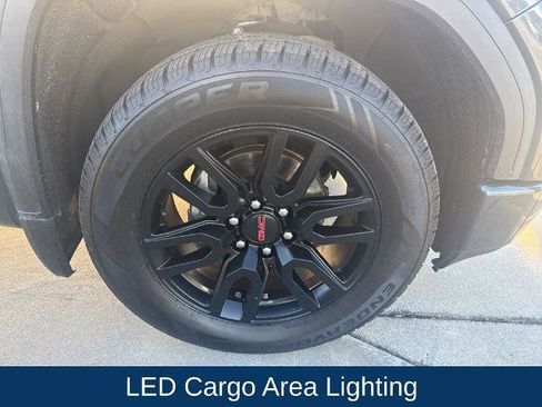 Used 2020 GMC Sierra 1500 Elevation w/ Elevation Convenience Package image 9