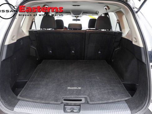 Used 2021 Nissan Rogue SV image 20