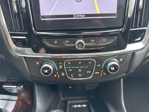 Certified 2018 Chevrolet Traverse Premier image 32