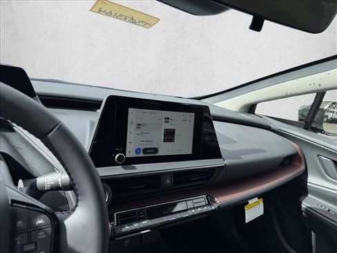 New 2026 Toyota Prius SE image 13