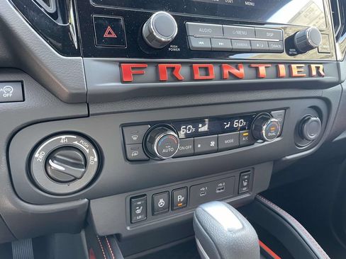 New 2026 Nissan Frontier PRO-4X w/ Pro-4x Convenience Package AWD/4WD image 17