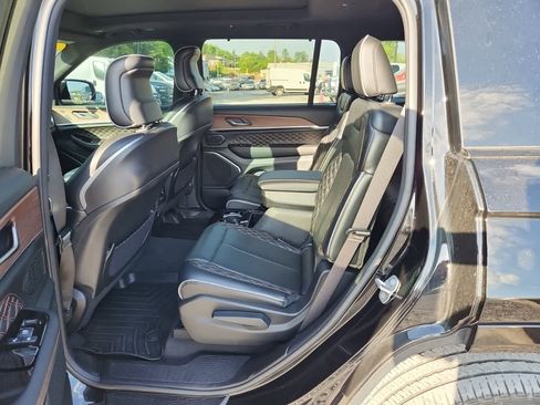 Used 2021 Jeep Grand Cherokee L Summit w/ Advanced Protech Group IV image 27