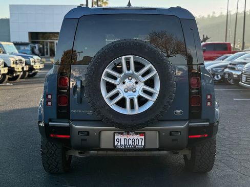 Used 2021 Land Rover Defender 90 X-Dynamic S image 9