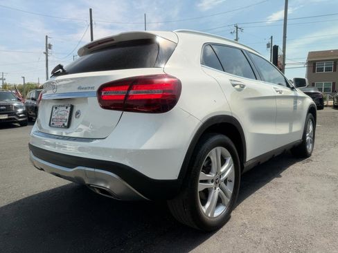 Used 2020 Mercedes-Benz GLA 250 4MATIC image 5