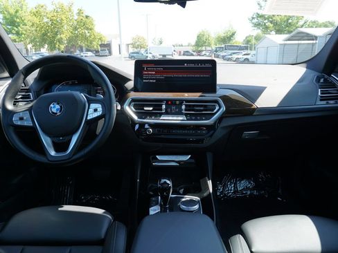 Used 2023 BMW X3 sDrive30i w/ Premium Package RWD image 15