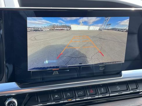 Used 2022 GMC Sierra 1500 SLT w/ SLT Convenience Package image 37