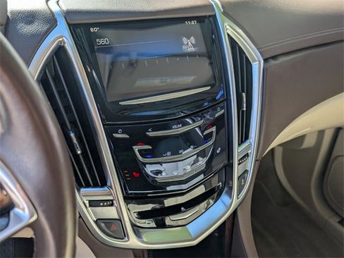 Used 2016 Cadillac SRX Luxury image 24