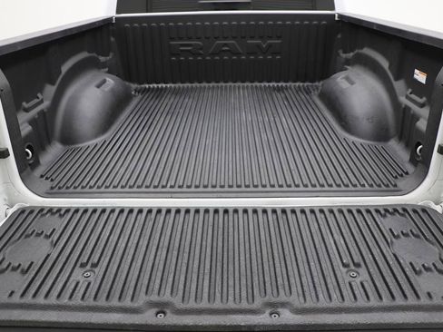 Used 2023 RAM 1500 Laramie AWD/4WD image 12