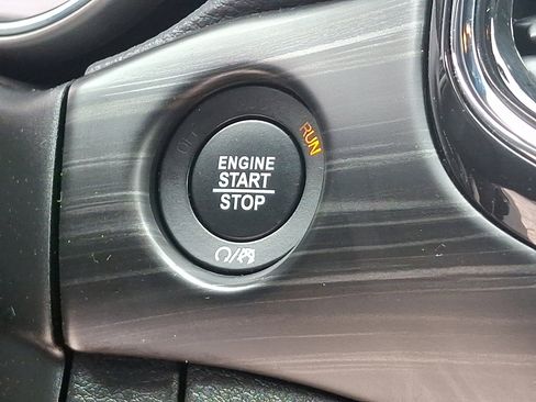 Used 2021 Jeep Grand Cherokee Laredo X image 24