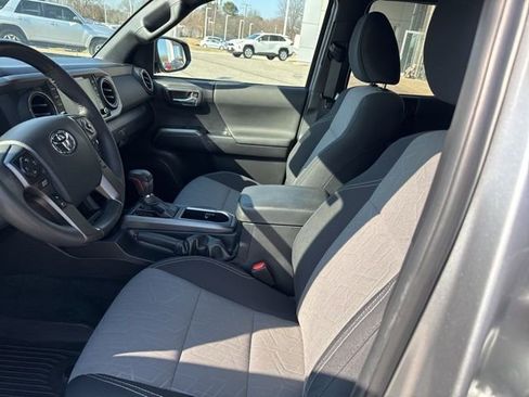 Used 2023 Toyota Tacoma TRD Off-Road w/ Black Out Package (TMS) image 13