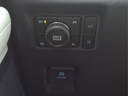 New 2026 Ford Expedition Max Platinum w/ Platinum Ultimate Package image 12