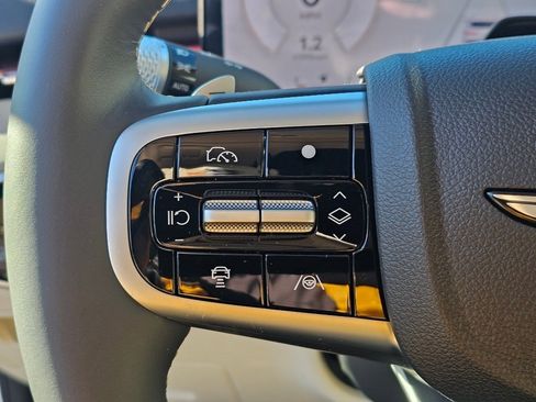 New 2026 Genesis GV70 2.5T Advanced image 36