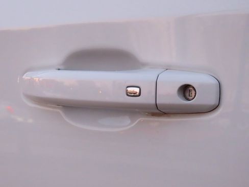 Used 2021 GMC Sierra 1500 Elevation w/ X31 Off-Road Package image 24