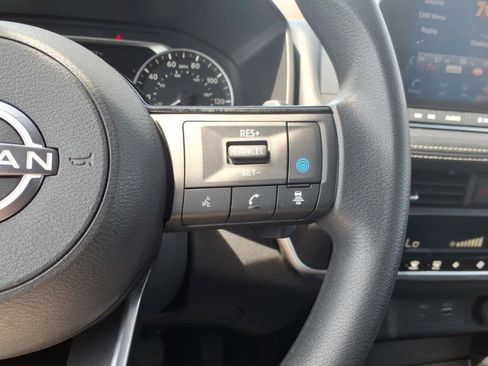 Certified 2023 Nissan Rogue SV AWD/4WD image 24