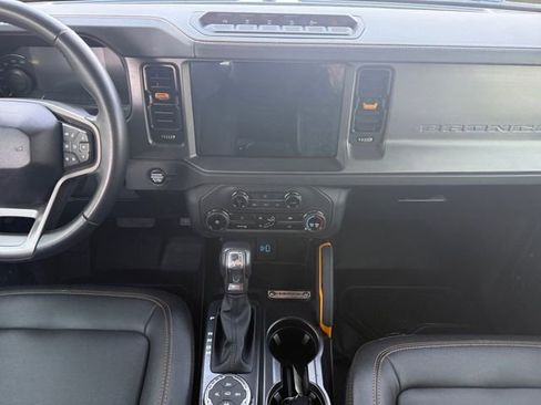 Certified 2024 Ford Bronco Badlands image 3