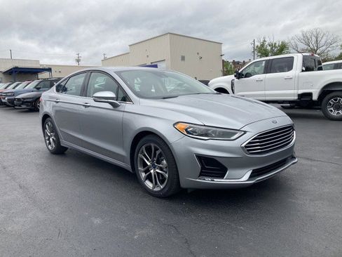 Used 2020 Ford Fusion SEL FWD image 6